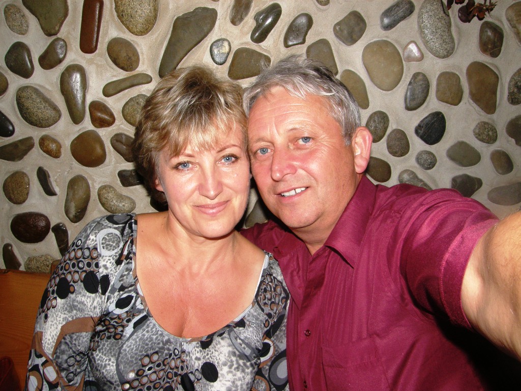 2 Stretnutie po35. rokoch 100.jpg