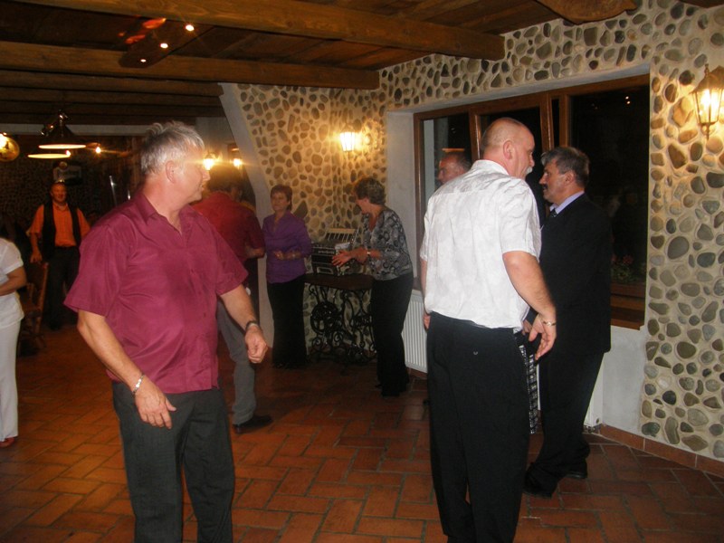 t Stretnutie po35. rokoch 200.jpg